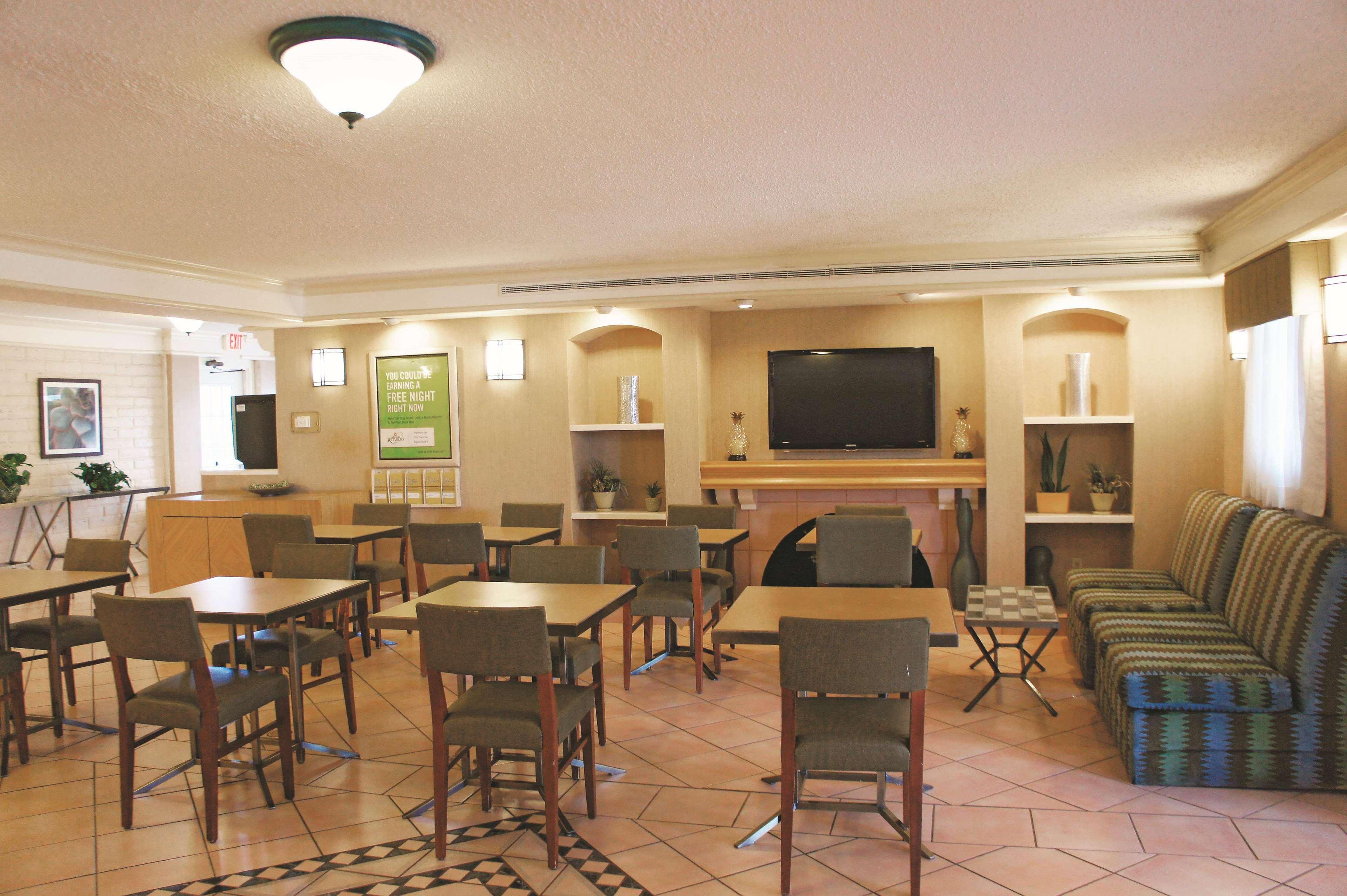 Baymont By Wyndham Houston La Porte Eksteriør bilde