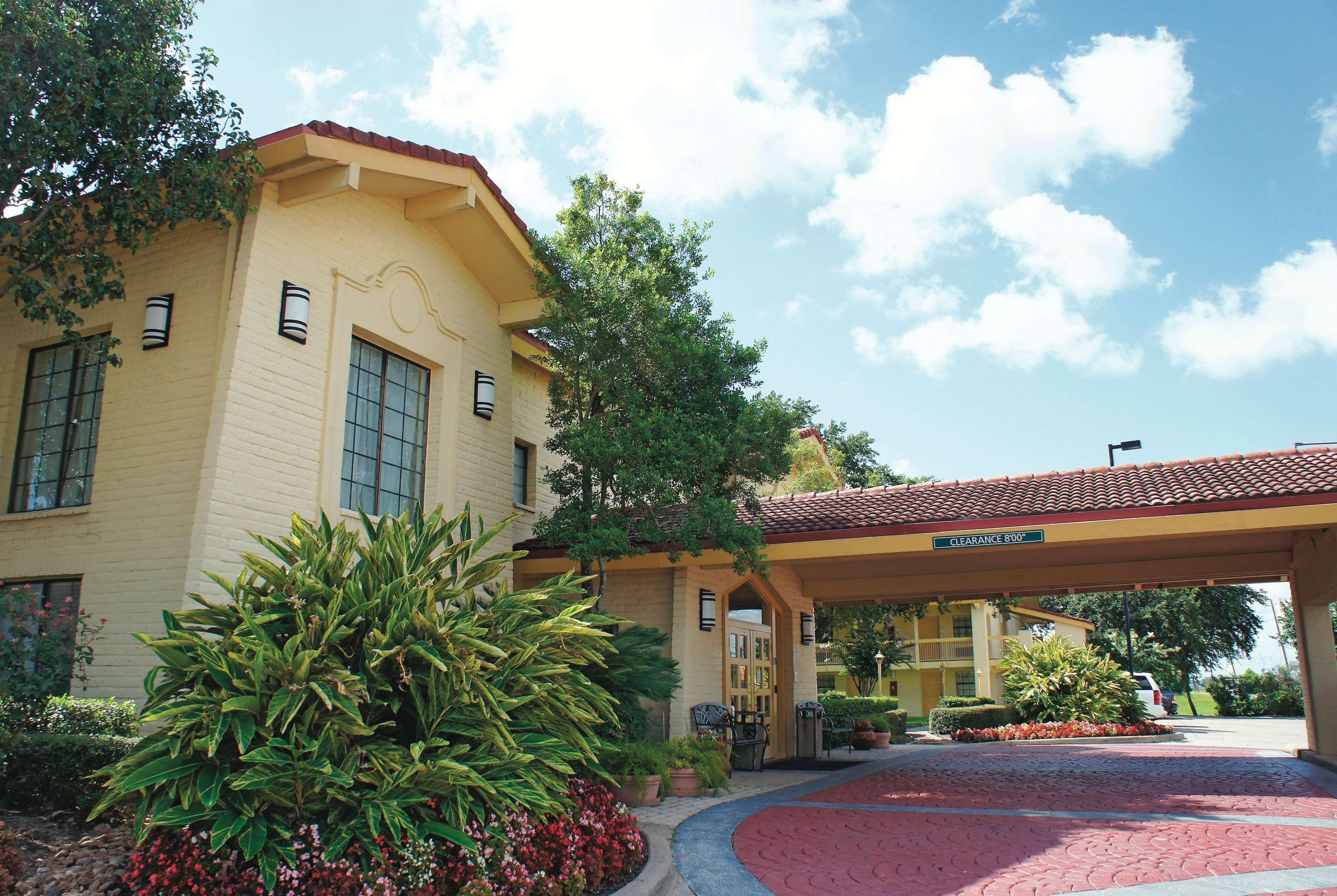 Baymont By Wyndham Houston La Porte Eksteriør bilde