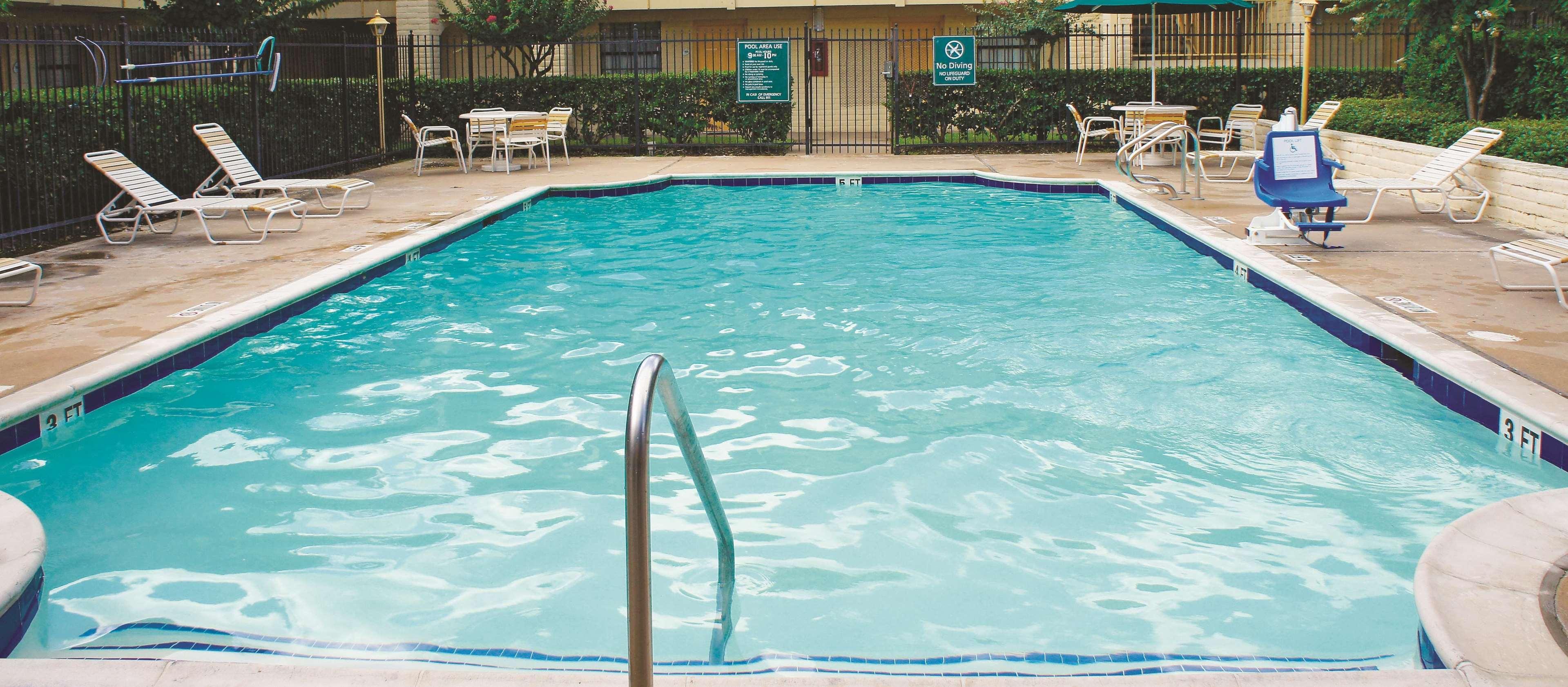 Baymont By Wyndham Houston La Porte Eksteriør bilde